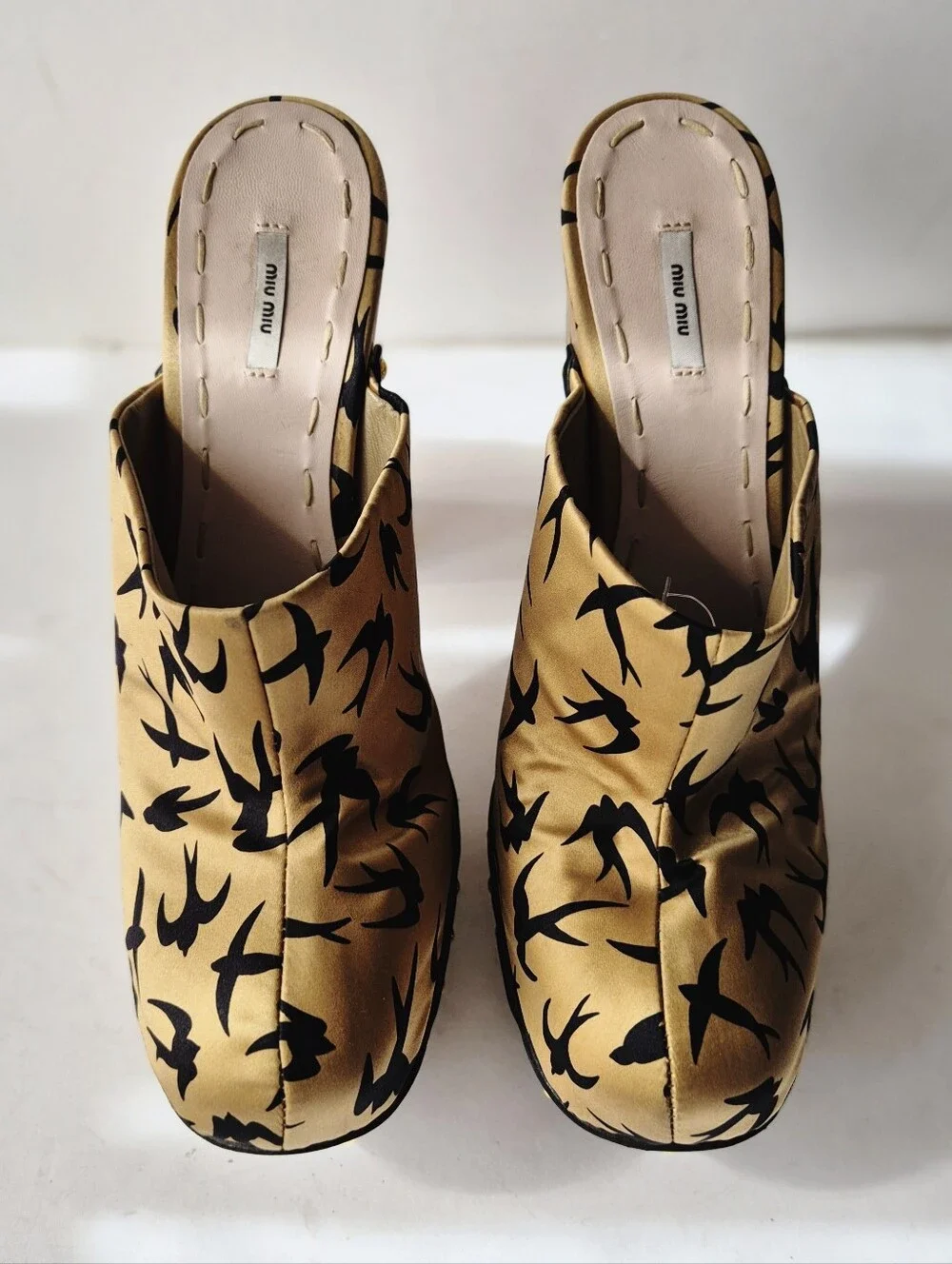 Miu Miu Rare SS10 Swallow Print Studded Wood Clogs Size 42 Twee Core Archival